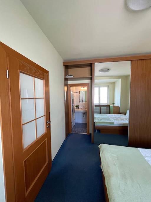Apartman Obchodna Bratislava Extérieur photo